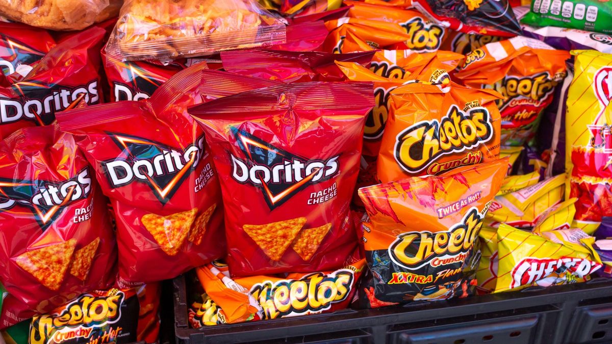 Student v USA skončil v poutech. Nesl sáček chipsů a bezpečnostní systém to vyhodnotil jako pistoli